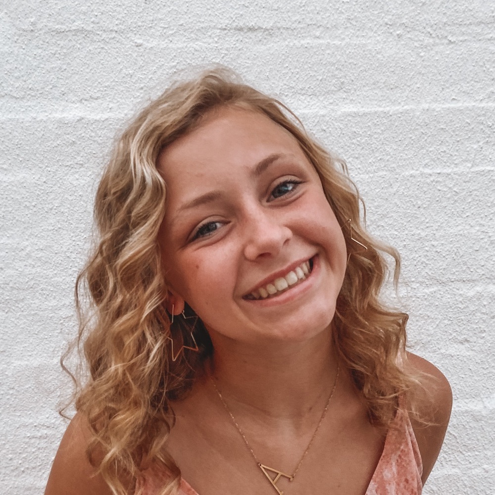 Meet your Posher, Ansley